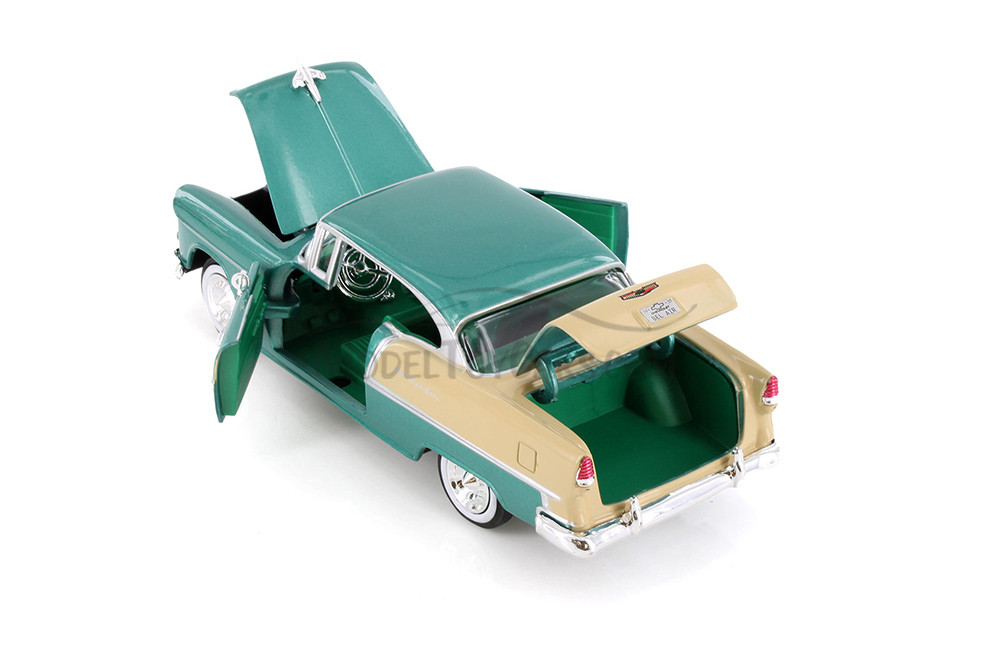 1955 Chevy Bel Air, Green - Showcasts 77229GN - 1/24 Scale Diecast Model Toy Car