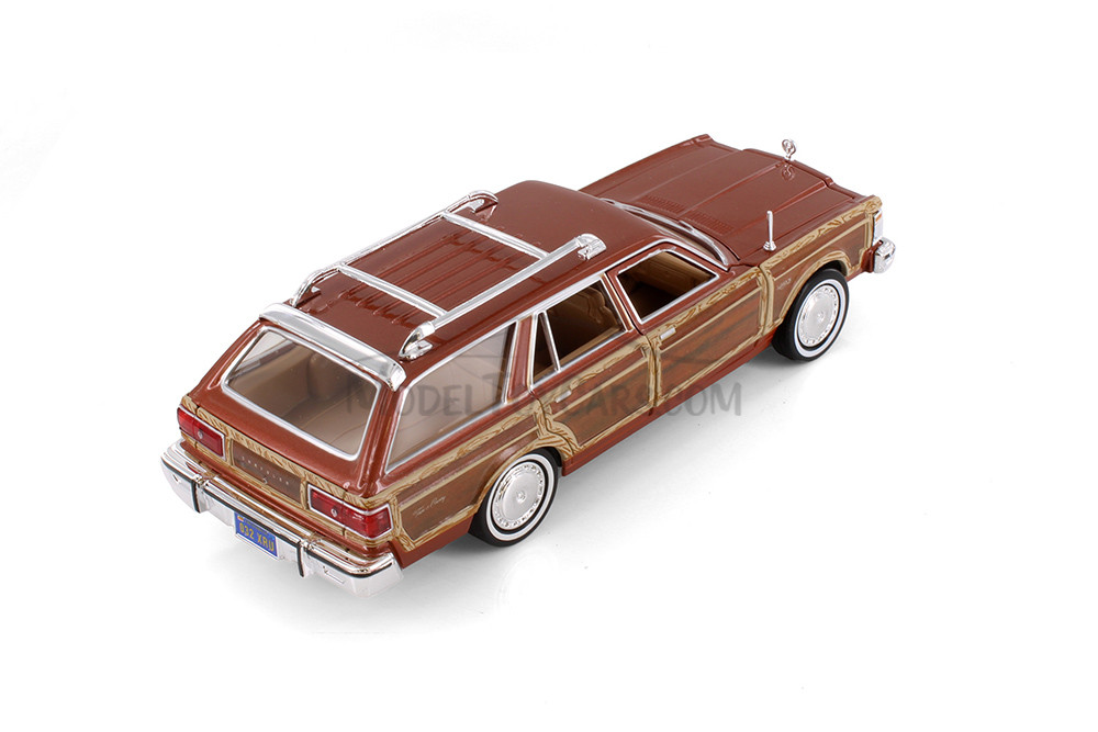 1979 Chrysler LeBaron Town & Country Wagon, Brown - Showcasts 77331ST - 1/24 Scale Diecast Car