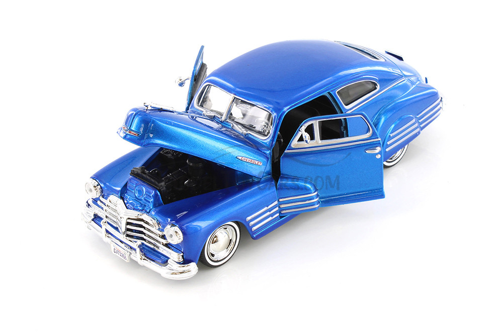 1948 Chevy Aerosedan Fleetline, Blue - Showcasts 77266BU - 1/24 Scale Diecast Model Toy Car