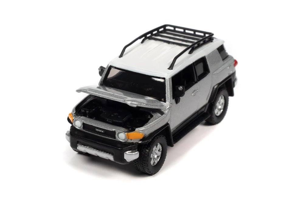 2007 Toyota FJ Cruiser, Silver - Johnny Lightning JLSP278/24A - 1