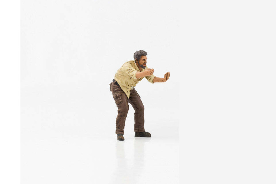 4x4 Mechanic Figure 6, Beige w/Brown - American Diorama AD-18016 - 1/18 Scale Figurine - Accessory