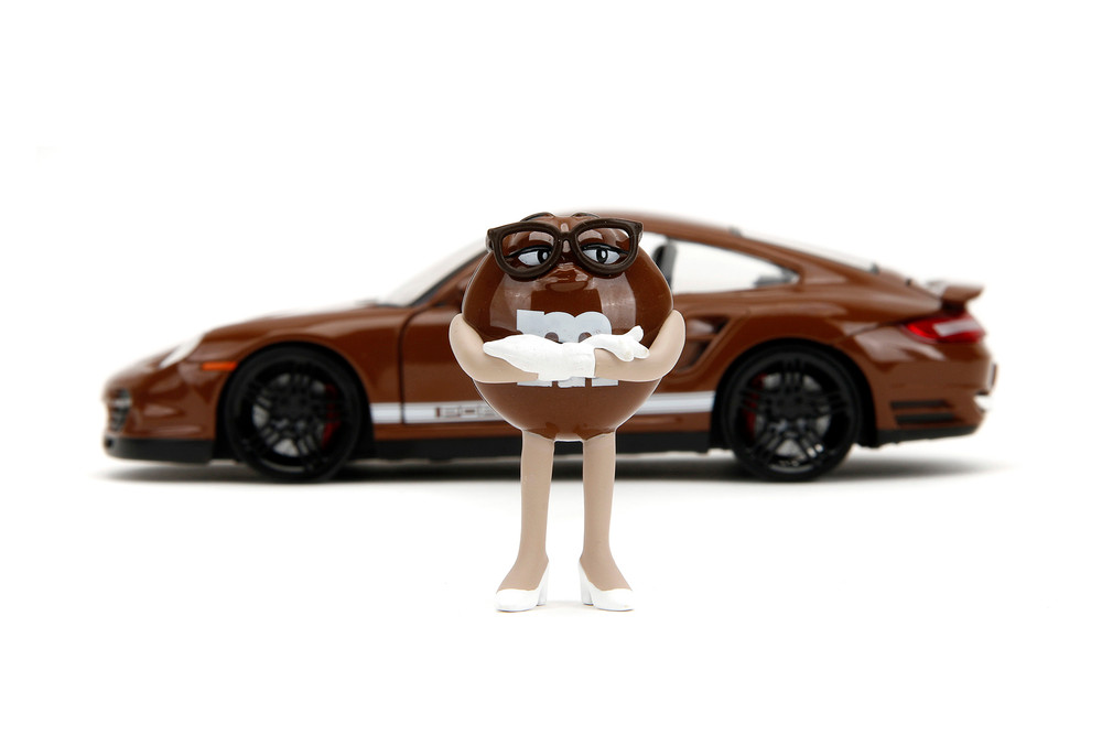 JADA M&M's ブラウン & ポルシェ911ターボ Porsche 911 Turbo w/Brown M&M Figure, Brown - Jada Toys