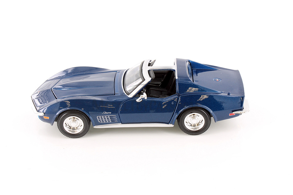 1970 Chevy Corvette T-Top, Blue & Red, Showcasts 37202 - 1/24 Scale Set of 4 Diecast Model Toy Cars