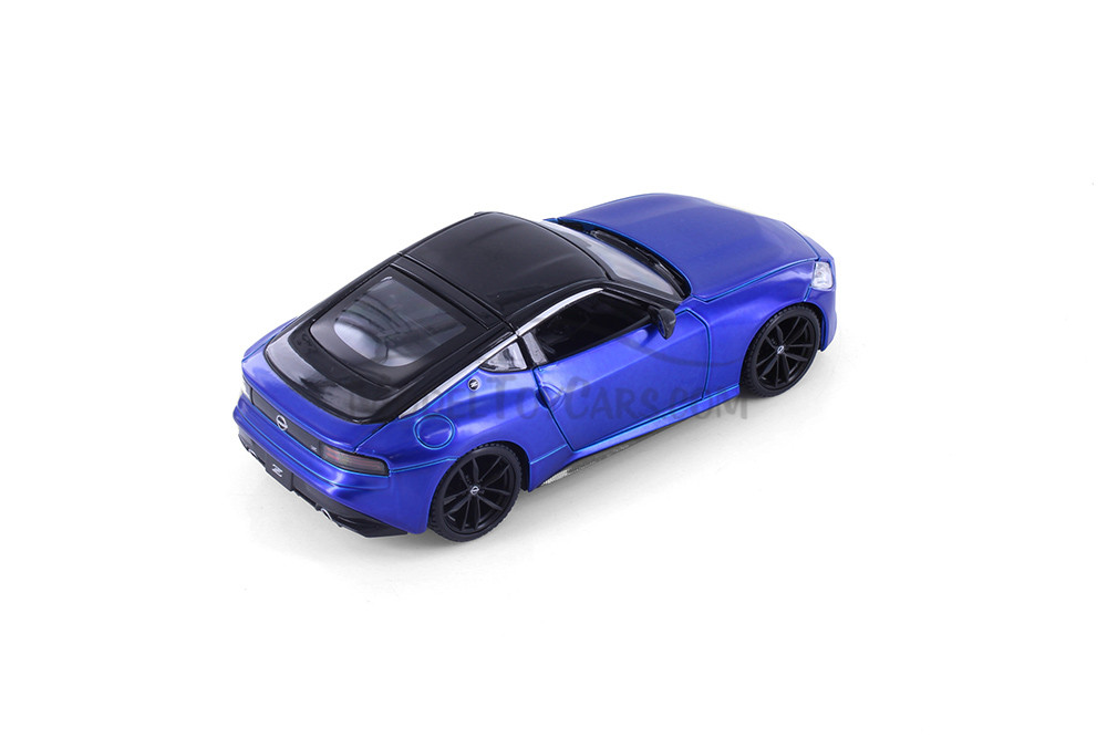 2023 Nissan Z, Blue w/Black Roof - Showcasts 38904BU - 1/24 Scale Diecast Model Toy Car