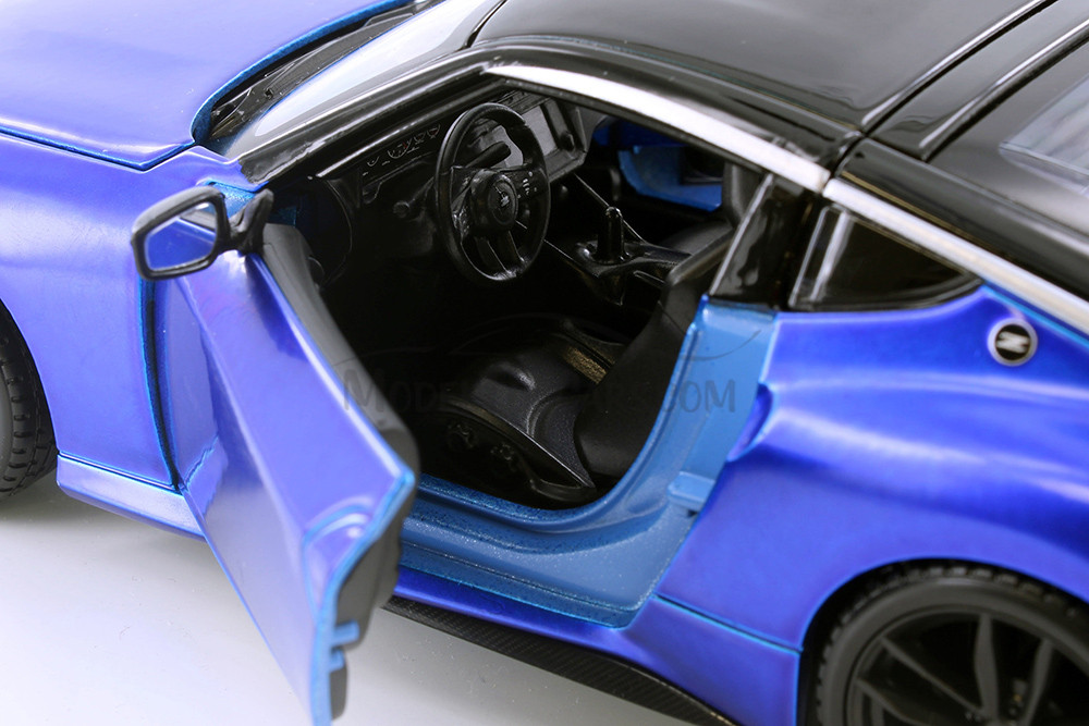 2023 Nissan Z, Blue w/Black Roof - Showcasts 38904BU - 1/24 Scale Diecast Model Toy Car