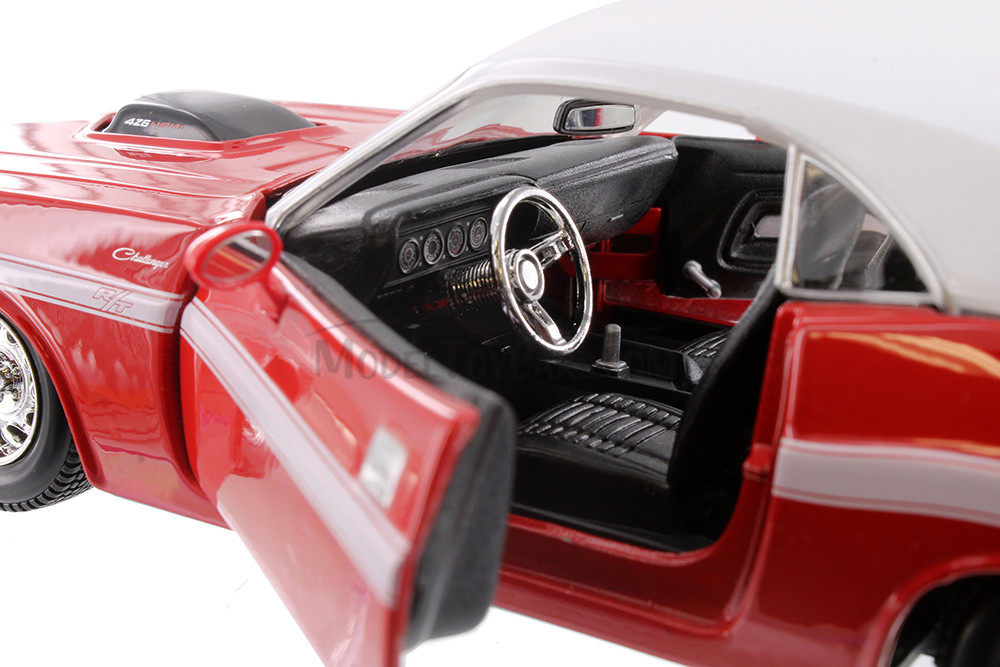 1970 Dodge Challenger R/T Coupe Soft Top, Red, Showcasts 37263 - 1