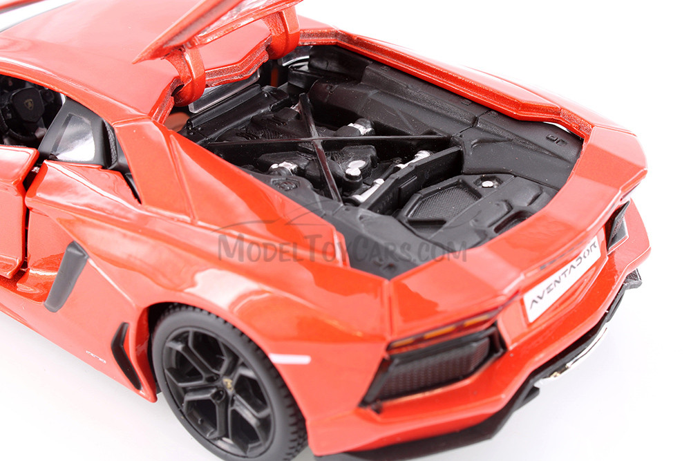 Lamborghini Aventador LP700-4 Coupe, Orange - Showcasts 38210OR - 1/24 Scale Diecast Model Toy Car