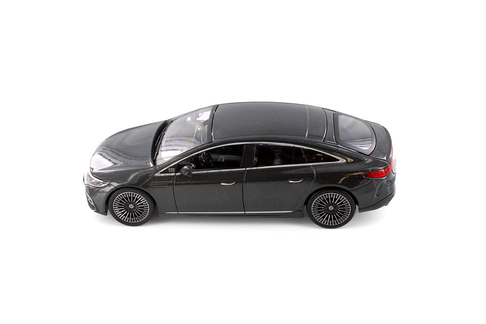 2022 Mercedes-Benz EQ Sedan, Blue & Black, Showcasts 37902 - 1/24 Scale Set of 4 Diecast Model Cars