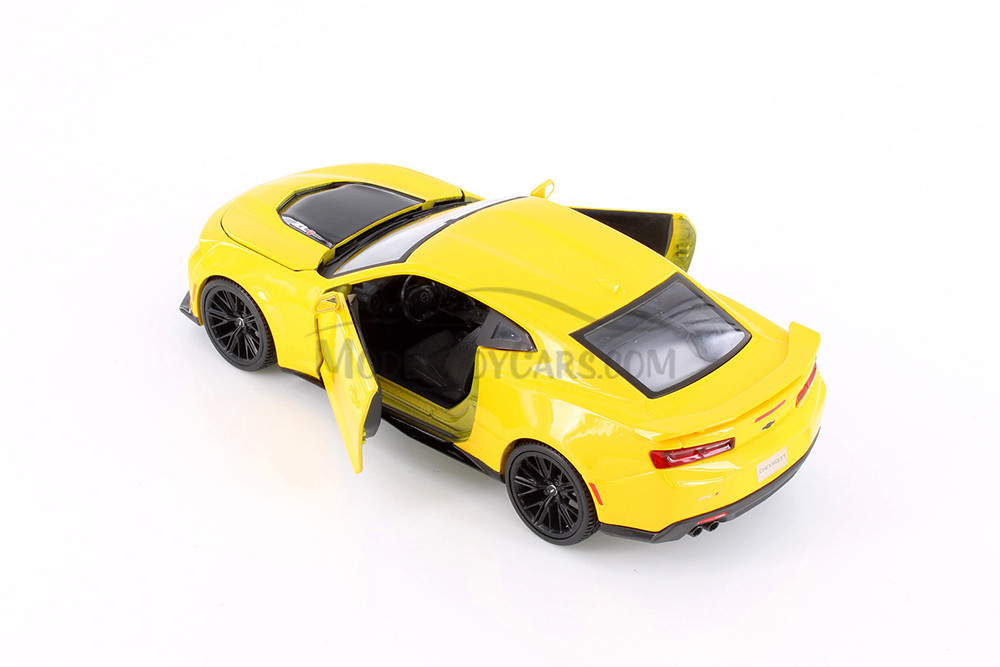 2017 Chevy Camaro ZL1 Hardtop, Yellow - Showcasts 38512YL - 1/24 Scale Diecast Model Toy Car