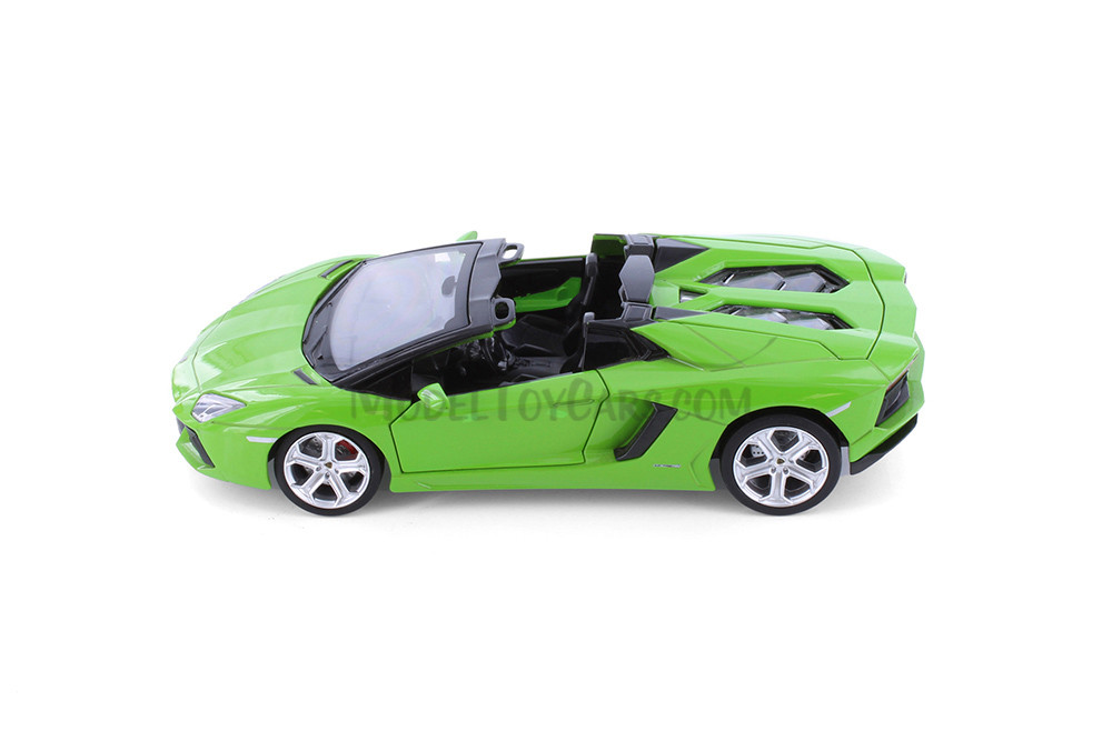 Lamborghini Aventador LP700-4 Roadster, Green - Showcasts 68274GN - 1/24 Scale Diecast Model Car