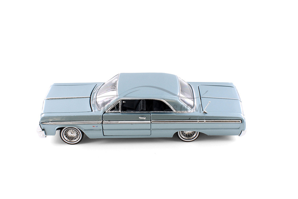 1964 Chevy Impala Hardtop, Blue & Red - Showcasts 77259D - 1/24 Scale Set of 4 Diecast Model Cars