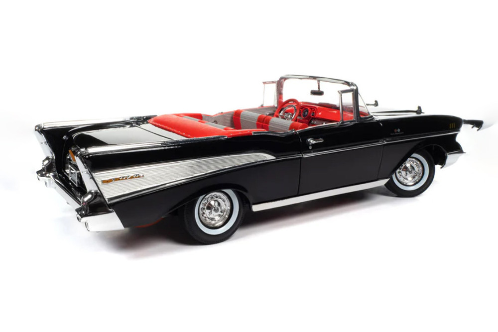 1957 Chevy Bel Air Convertible, James Bond 007 "Dr. No" - Motor Max 79831 - 1/18 Scale Diecast Car