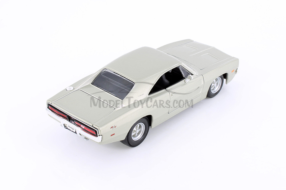 1969 Dodge Charger R/T Hardtop, Beige/Tan - Showcasts 37256 - 1/25 Scale Diecast Model Toy Car