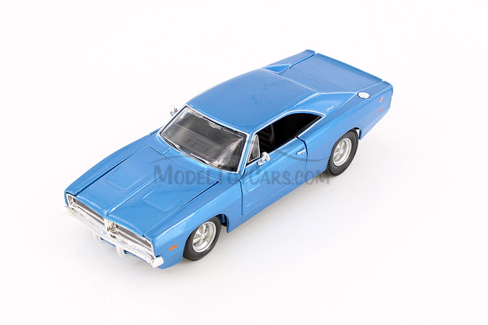 1969 Dodge Charger R/T Hardtop, Blue - Showcasts 37256 - 1/25 Scale Diecast Model Toy Car