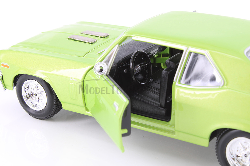 1970 Chevy Nova SS Hardtop, Lime Green - Showcasts 37262 - 1/24 Scale Diecast Model Toy Car