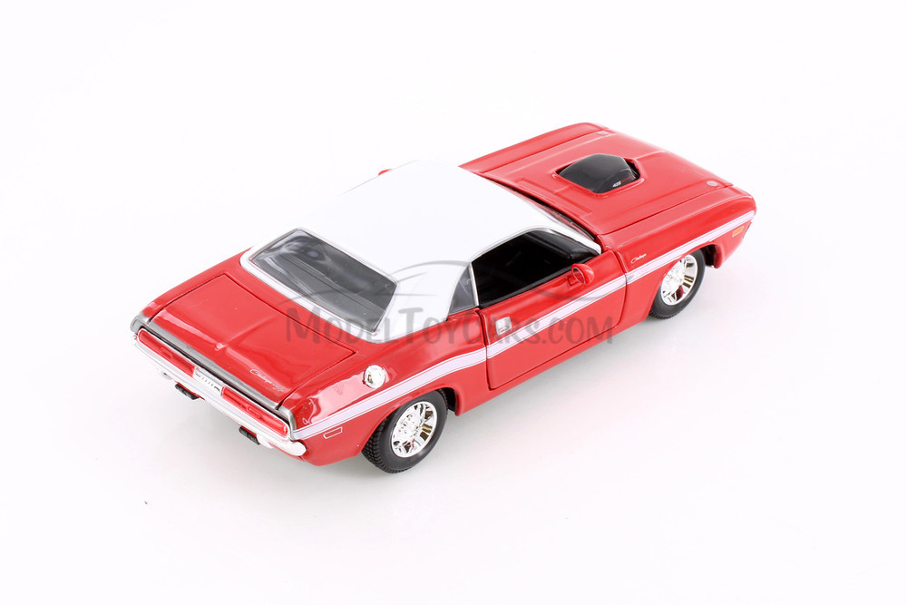 1970 Dodge Challenger R/T Coupe Soft Top, Red - Showcasts 37263 - 1/24 Scale Diecast Model Toy Car