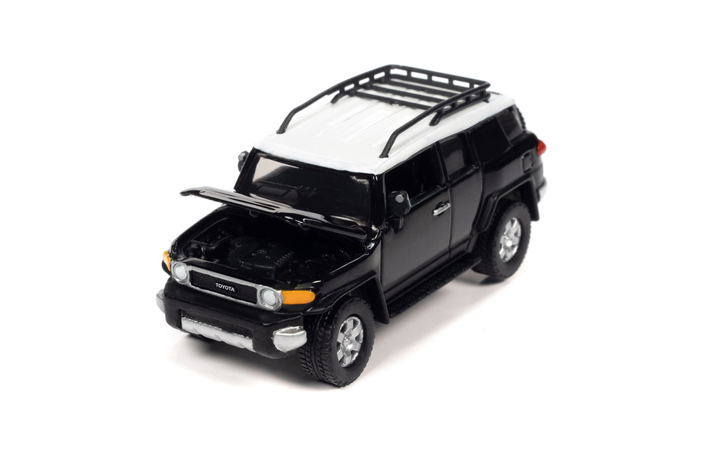 2007 Toyota FJ Cruiser, Black Diamond - Johnny Lightning JLCG030/48B - 1/64 Scale Diecast Model Car