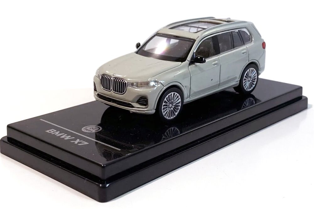 BMW X7, Nardo Gray - Paragon PA55195GY - 1/64 scale Diecast Model Toy Car