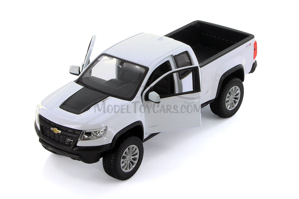 2017 Chevy Colorado ZR2 Pickup Truck, Red & White, Showcasts 37517 - 1/27 Scale Set of 4 Model Cars