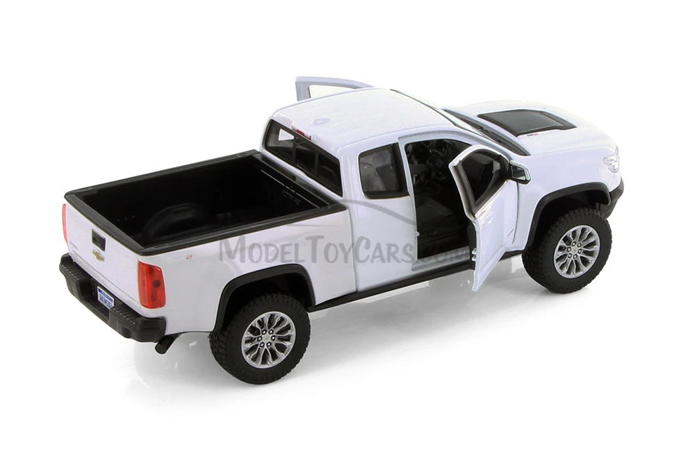 2017 Chevy Colorado ZR2 Pickup Truck, Red & White, Showcasts 37517 - 1/27 Scale Set of 4 Model Cars