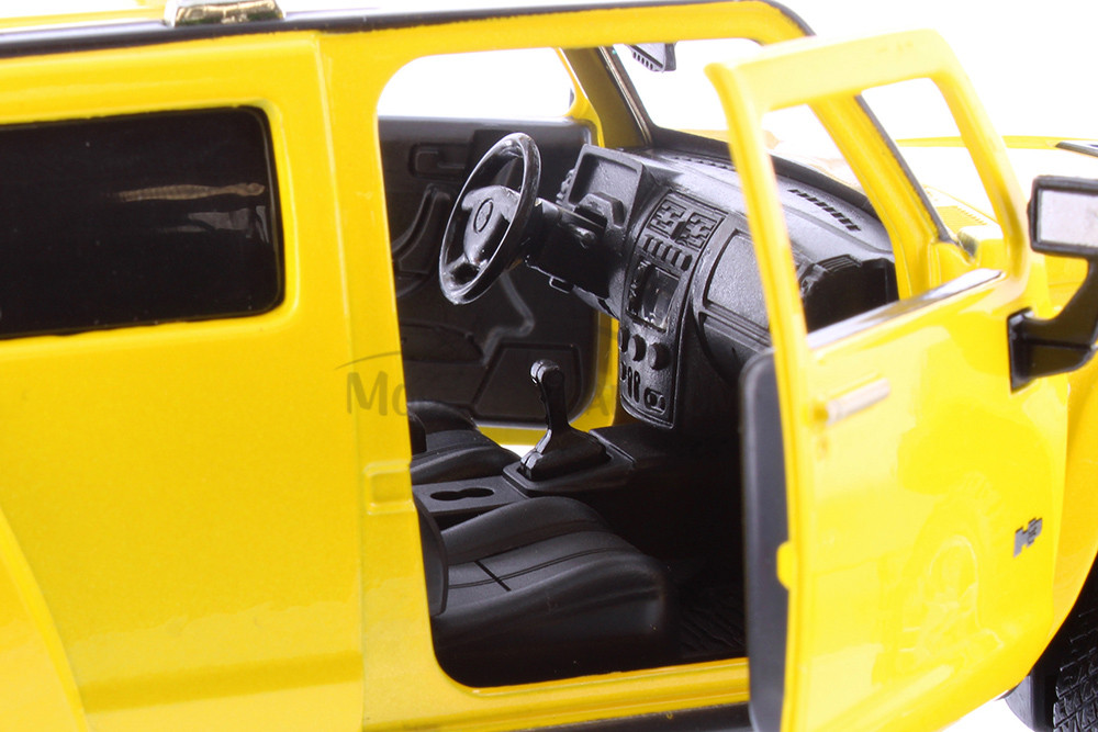 Hummer H3, Yellow - Showcasts 68240YL - 1/24 Scale Diecast Model