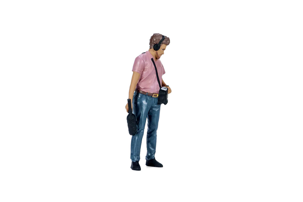 On Air Figure 4, Sound Guy, Pink /Blue - Showcasts AD-24404 - 1/24 Scale Figurine