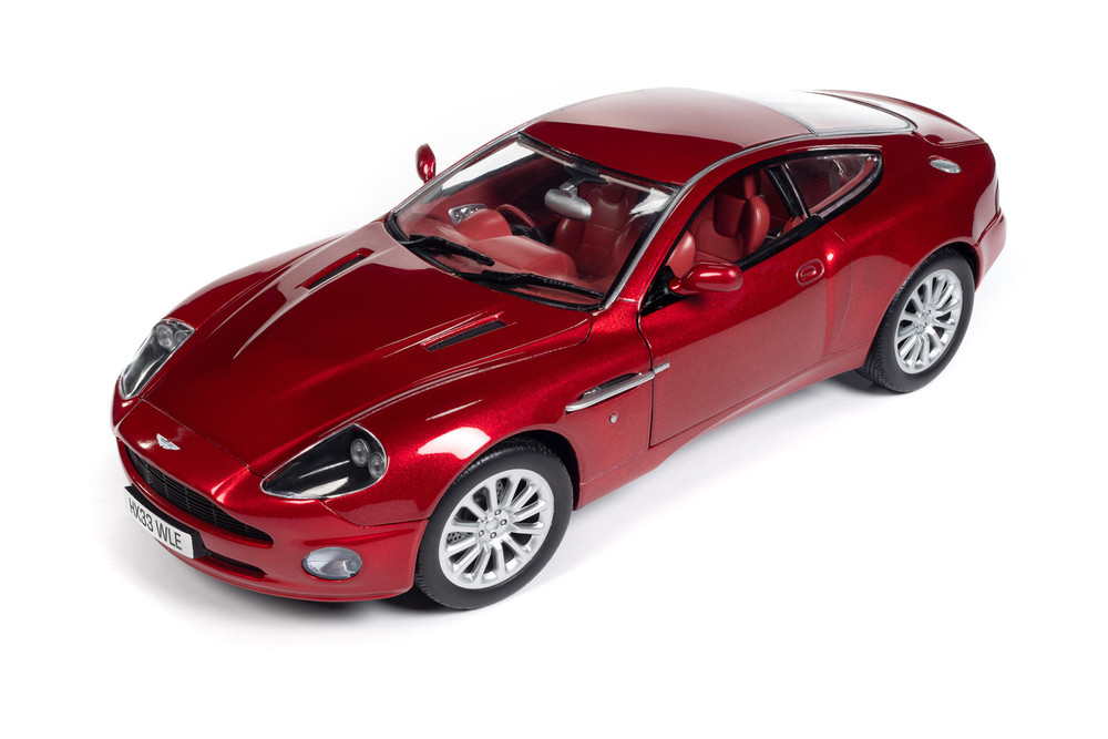 AUTOart Aston Martin Vanquish 赤 1/18 AUTOart Aston Martin Vanquish 赤 1/18 1/18 AUTOart Aston