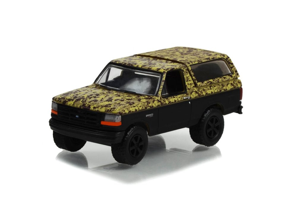 1996 Ford Bronco (Lifted), Black - Greenlight 35250C/48 - 1/64 Scale Diecast Model Toy Car