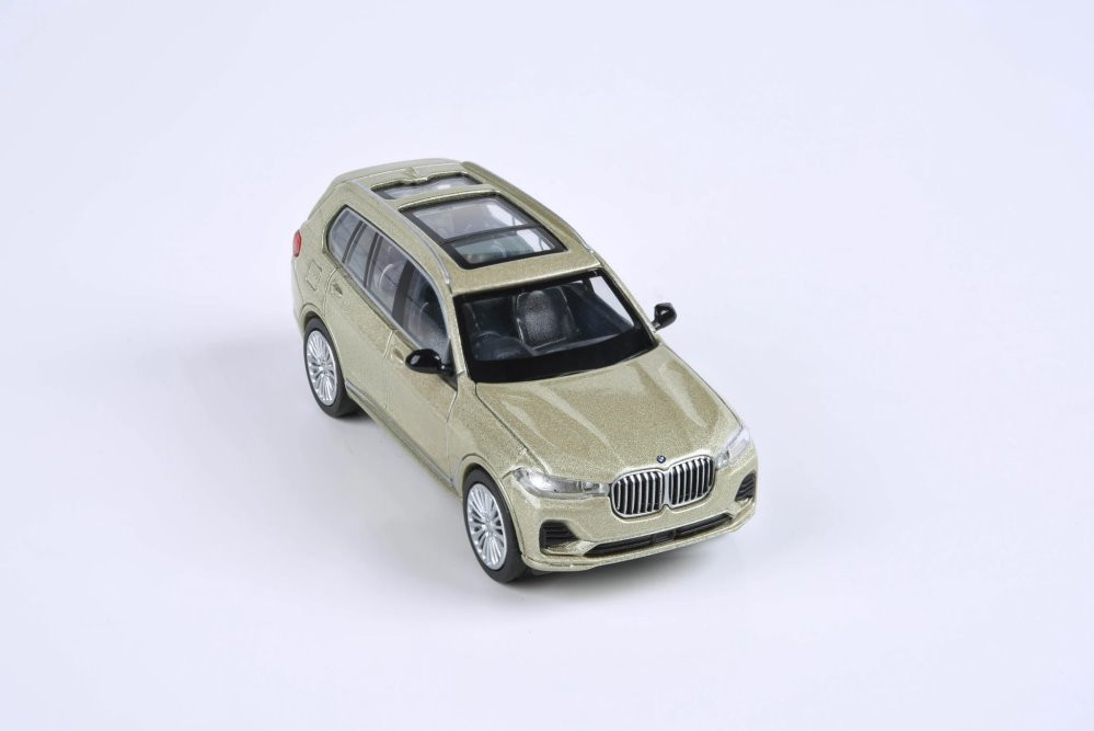 BMW X7, Sunstone Gold Metallic - Paragon PA55196SUN - 1/64 scale Diecast Model Toy Car