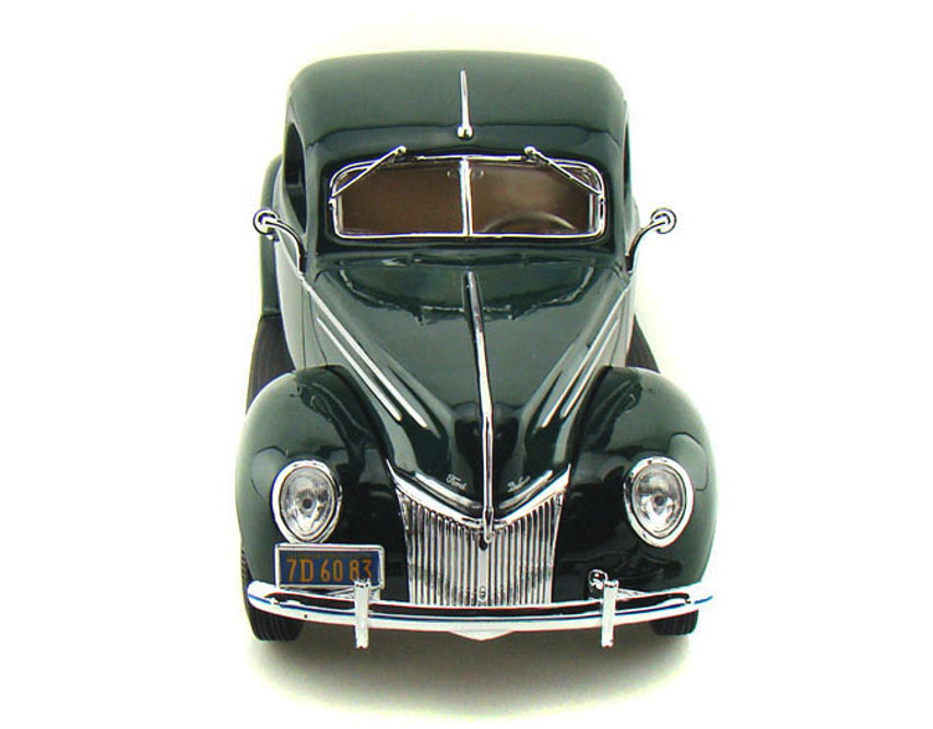 1939 Ford Deluxe, Green - Maisto Special Edition 31180 - 1/18 Scale Diecast Model Toy Car