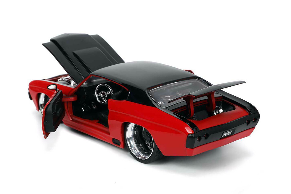 1971 Chevy Chevelle SS, Red and Black - Jada Toys 33041/4 - 1/24 scale Diecast Model Car