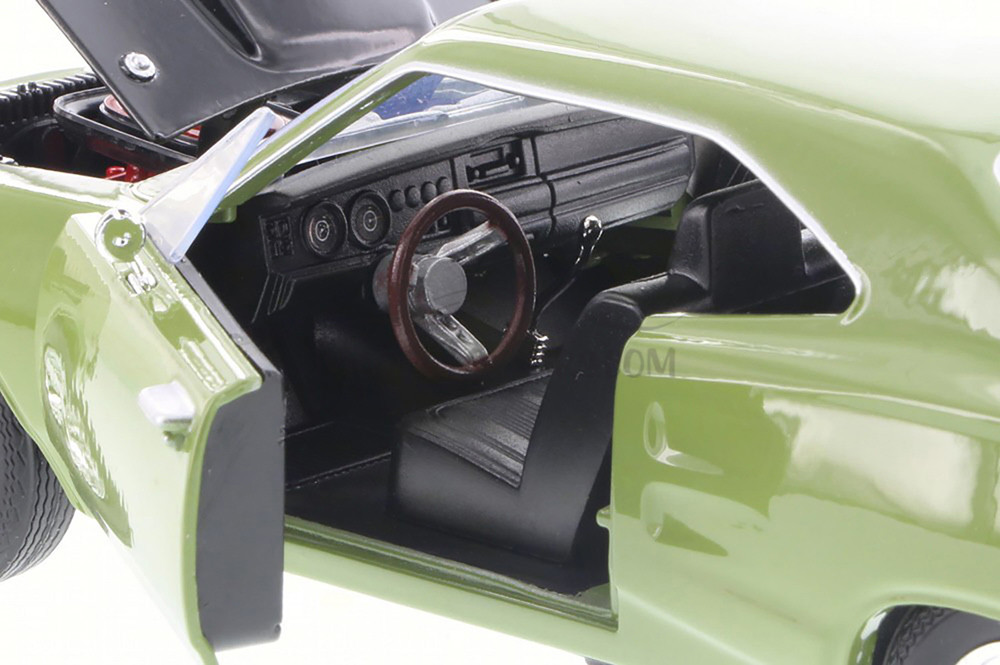 1969 Dodge Coronet Super Bee Hardtop, Green - Showcasts 77315GN - 1/24 Scale Diecast Model Toy Car