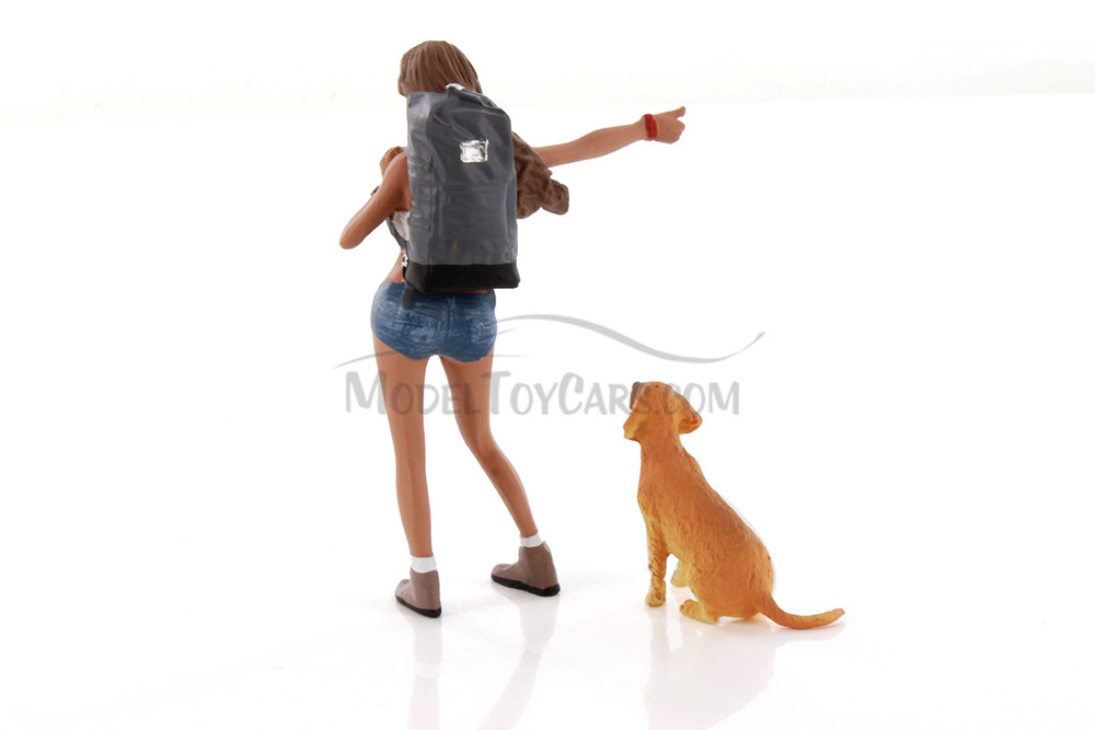 Figure 18 Series 1 #705 Set of 2, White /Blue - Showcasts AD-24705 - 1/24 Scale Diorama Figurine