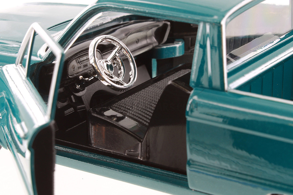 1960 Ford Ranchero, Green - Showcasts 77321D - Set of 4 1/24 Scale Diecast Model Toy Cars