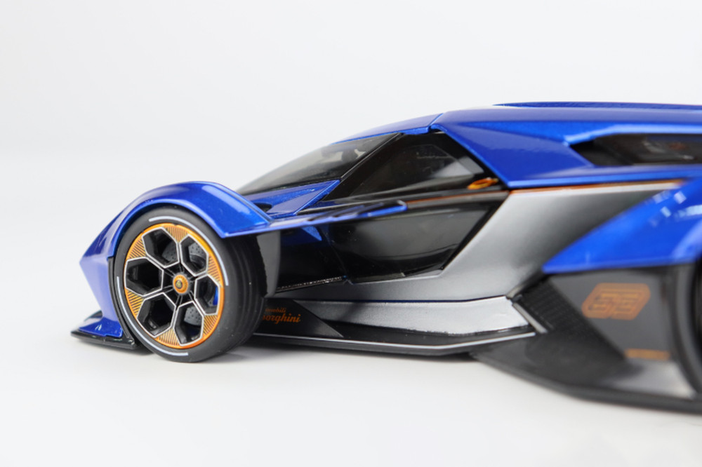 LMF 1/64 ランボルギーニ　V12 VGT ミニカー　ライトブルー LMF Model 1:64 Lamborghini V12 VGT (2 Colours) – Horizon Diecast