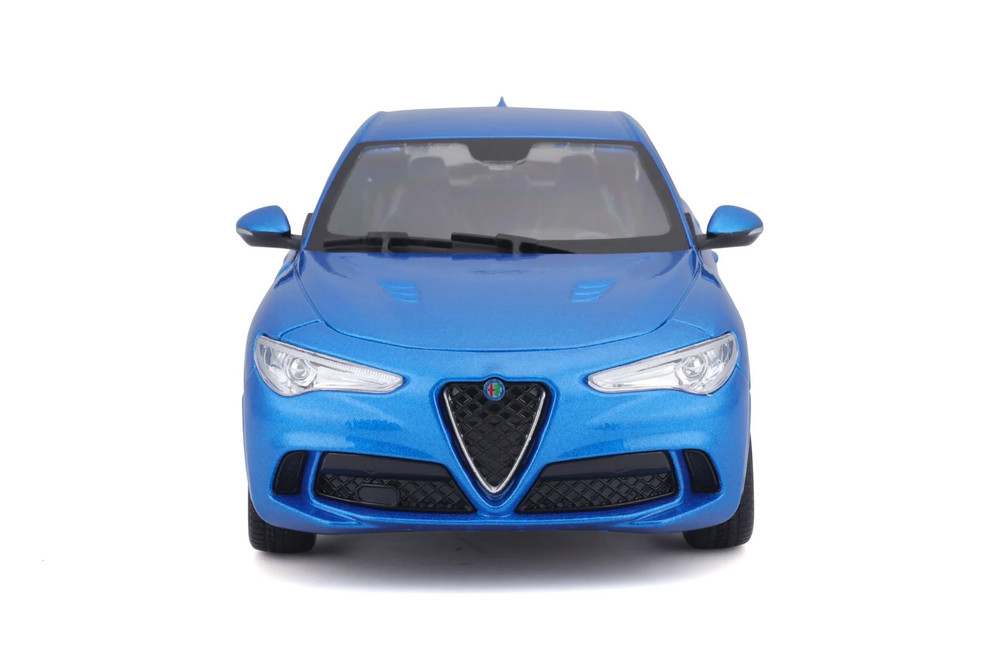 Alfa Romeo Stelvio SUV, Blue - Bburago 21086BU - 1/24 Scale Diecast Model Toy Car