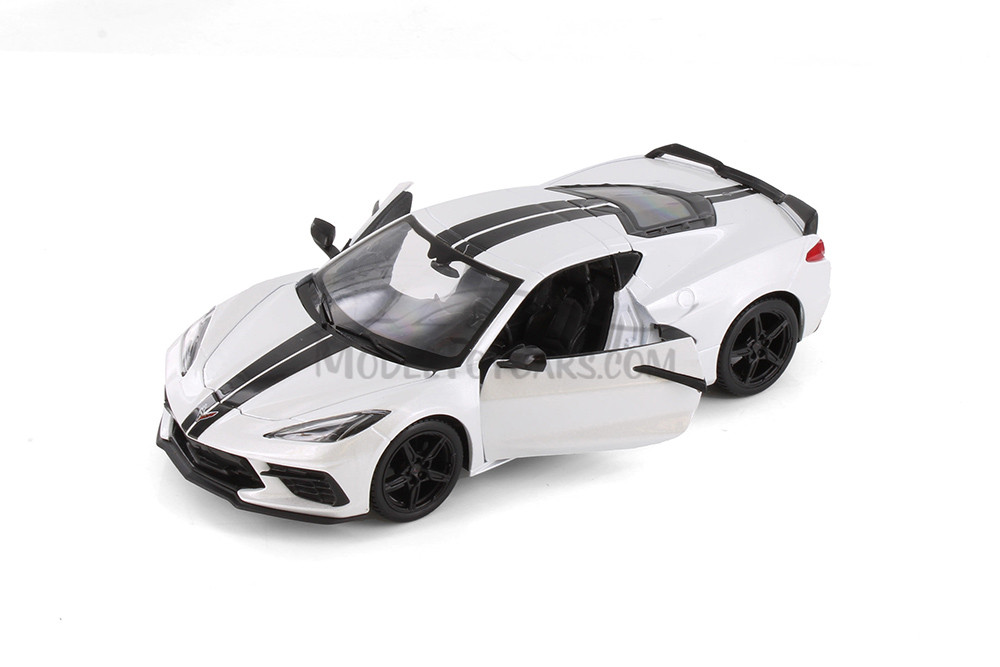 2020 Chevy Corvette Stingray Coupe Z51 Hardtop, White - Showcasts 37527/3 - 1/24 Scale Diecast Car (1 Car, No Box)