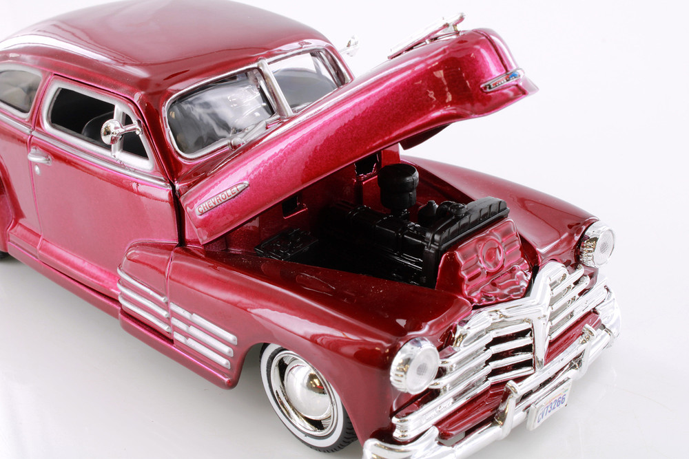 1948 Chevy Aerosedan Fleetline Hardtop, Metallic Red - Showcasts 77266RD - 1/24 Scale Diecast Car (1 Car, No Box)
