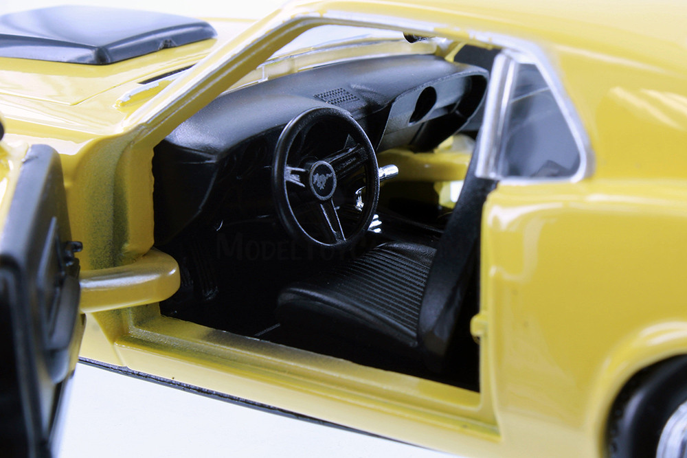1970 Ford Mustang Boss 429 Hardtop, Yellow - Showcasts 77303D - 1/24 Scale Diecast Model Toy Car (1 Car, No Box)