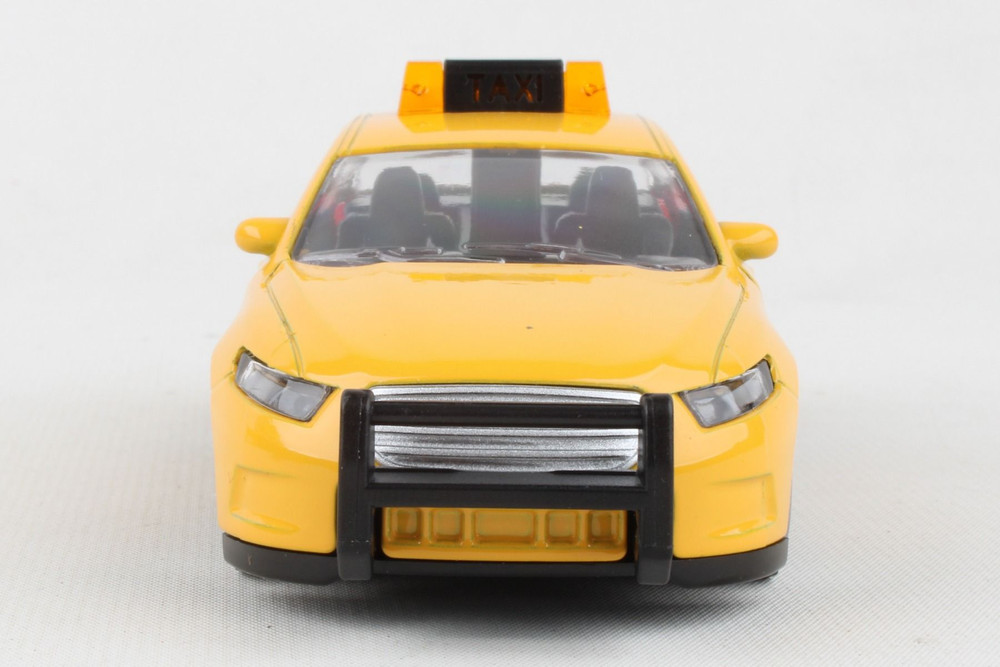 NYC Taxi Pullback, Yellow - Daron NY56421 - 1/37 Scale Diecast