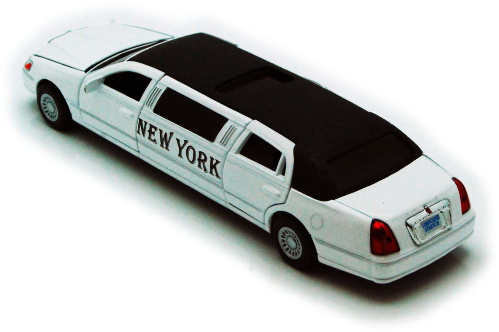 Box of 6 NY 1999 Lincoln Town Car Stretch Limousine, White, 7001WNY - 1/38 Scale Diecast Model Cars