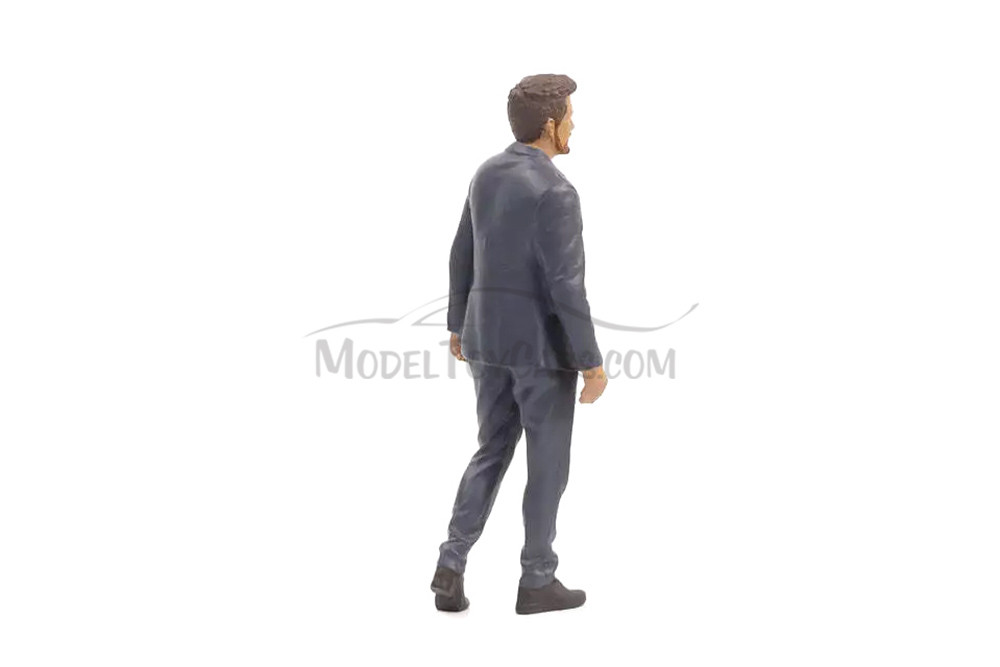 Gentlemen's Club Figure 4, Gray/Black - Showcasts AD-18804 - 1/18 Scale Resin Diorama Figurine