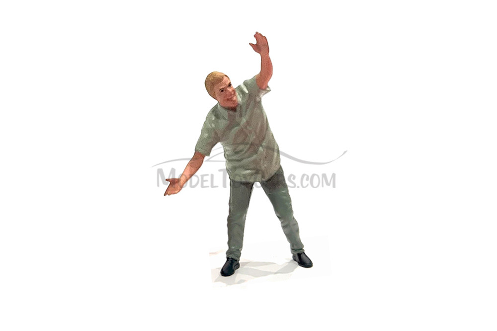 Figure 24 Series 2 Figure 5, Green - Showcasts AD-24905 - 1/24 Scale Resin Diorama Figurine
