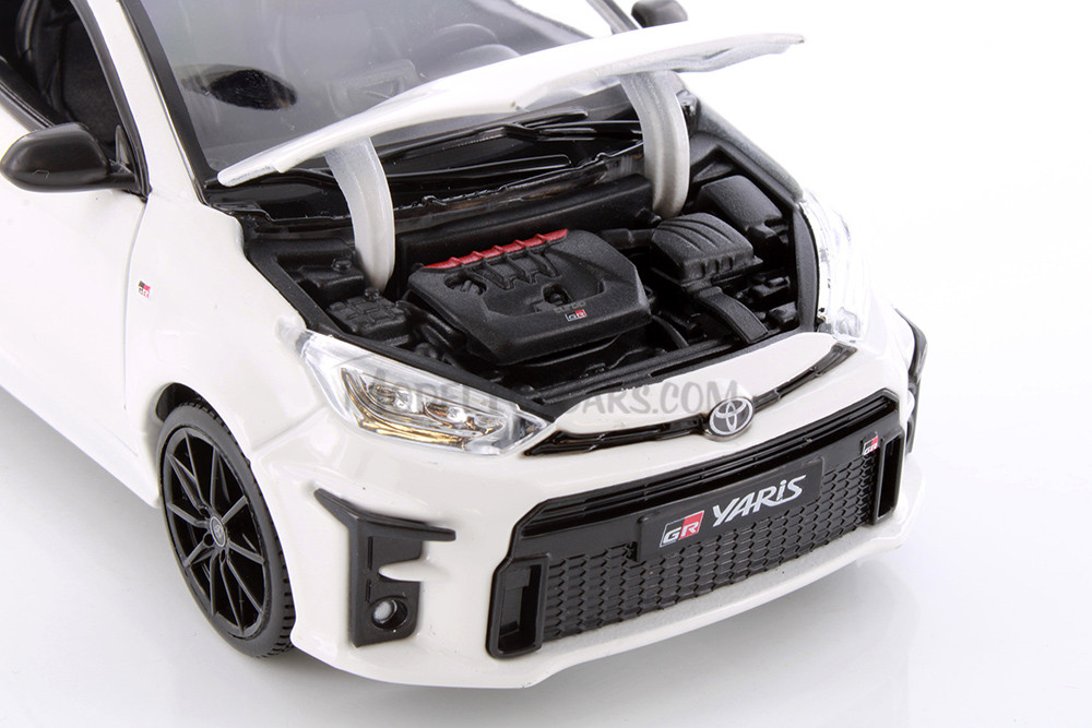 Box of 4 2021 Toyota GR Yaris, Assortment - Showcasts 37909 - 1/24