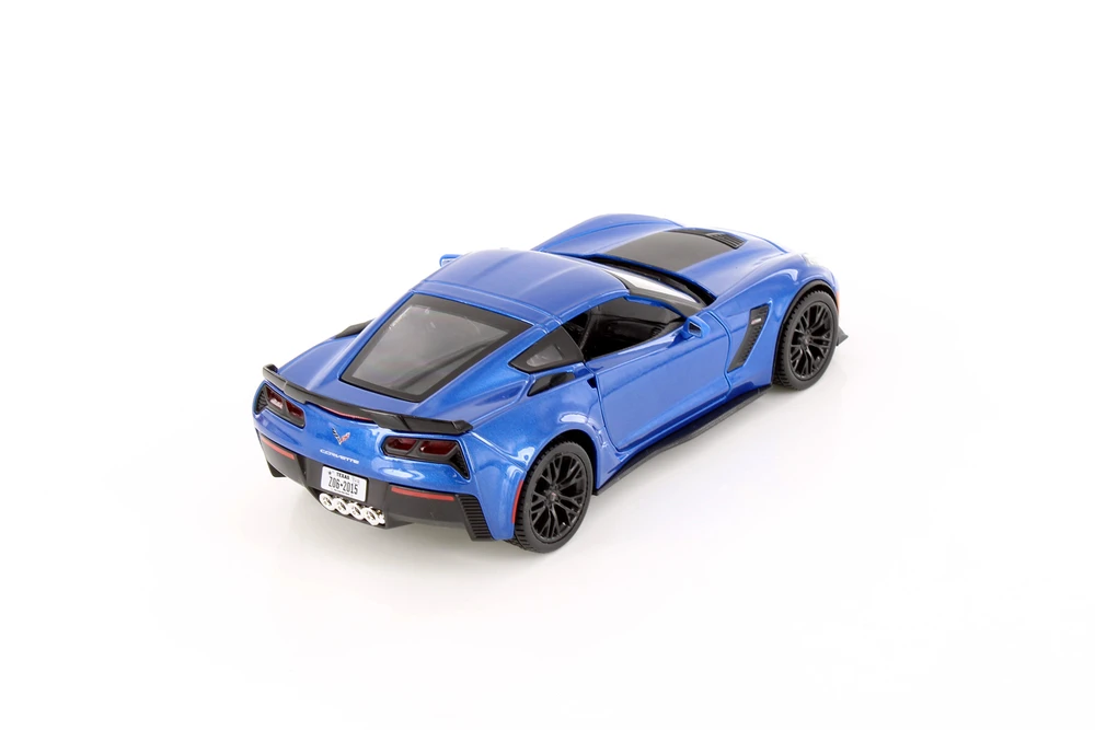 2015 Chevy Corvette Z06 Hardtop, Blue - Showcasts 37133 - 1/24 Scale Diecast Model Toy Car (1 Car, No Box)