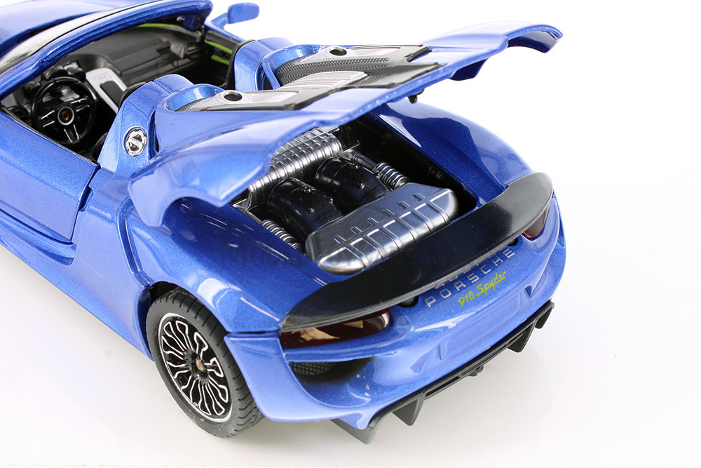 Porsche 918 Spyder, Blue - Showcasts 68243D - 1/24 Scale Diecast Model Toy Car (1 Car, No Box)