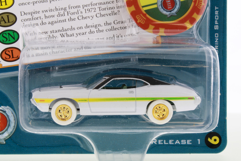CHASE CAR White Lightning - 1972 Ford Grand Torino Sport with Game