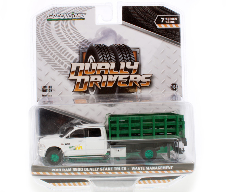 CHASE CAR Green Machine - Waste Management 2018 Dodge Ram 3500 Dually Stake Truck 46070/48 - 1/64 scale Diecast Model Toy Car
