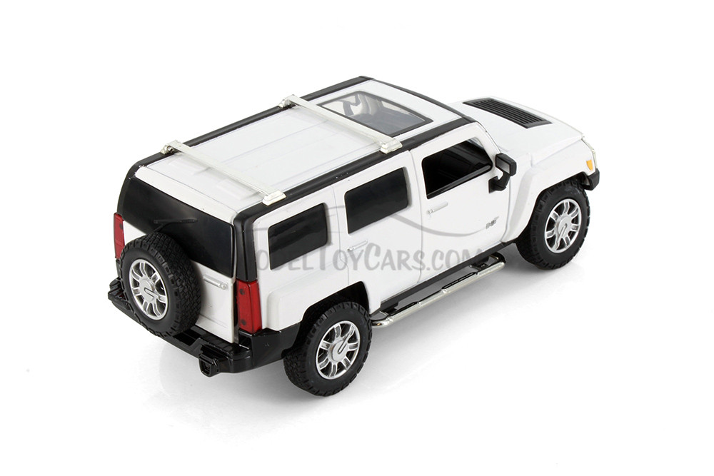 Hummer H3 SUV, White - Showcasts 68240D - 1/24 Scale Diecast Model