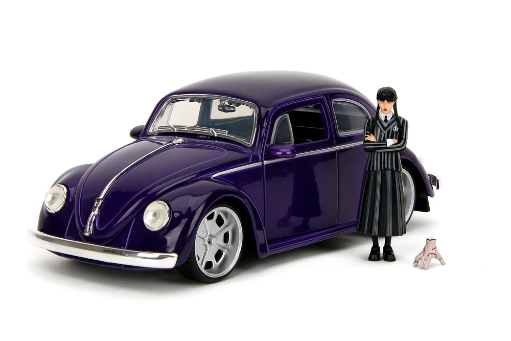 Volkswagen Beetle w/Wednesday Addams & Thing Figure, Purple - Jada Toys 35131 - 1/24 Scale Diecast Car
